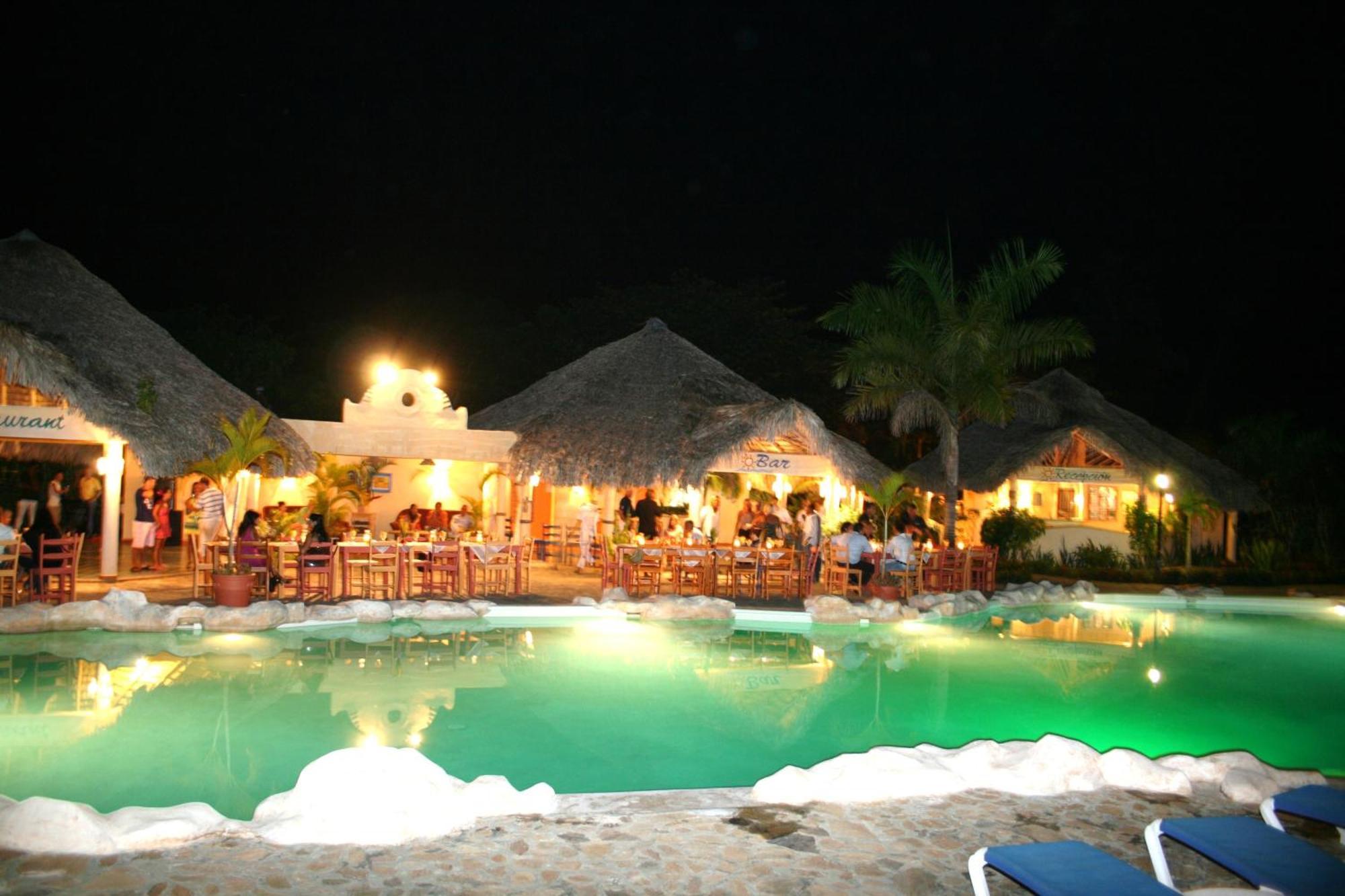 Hotel - Residencial Madrugada Las Terrenas Exterior photo